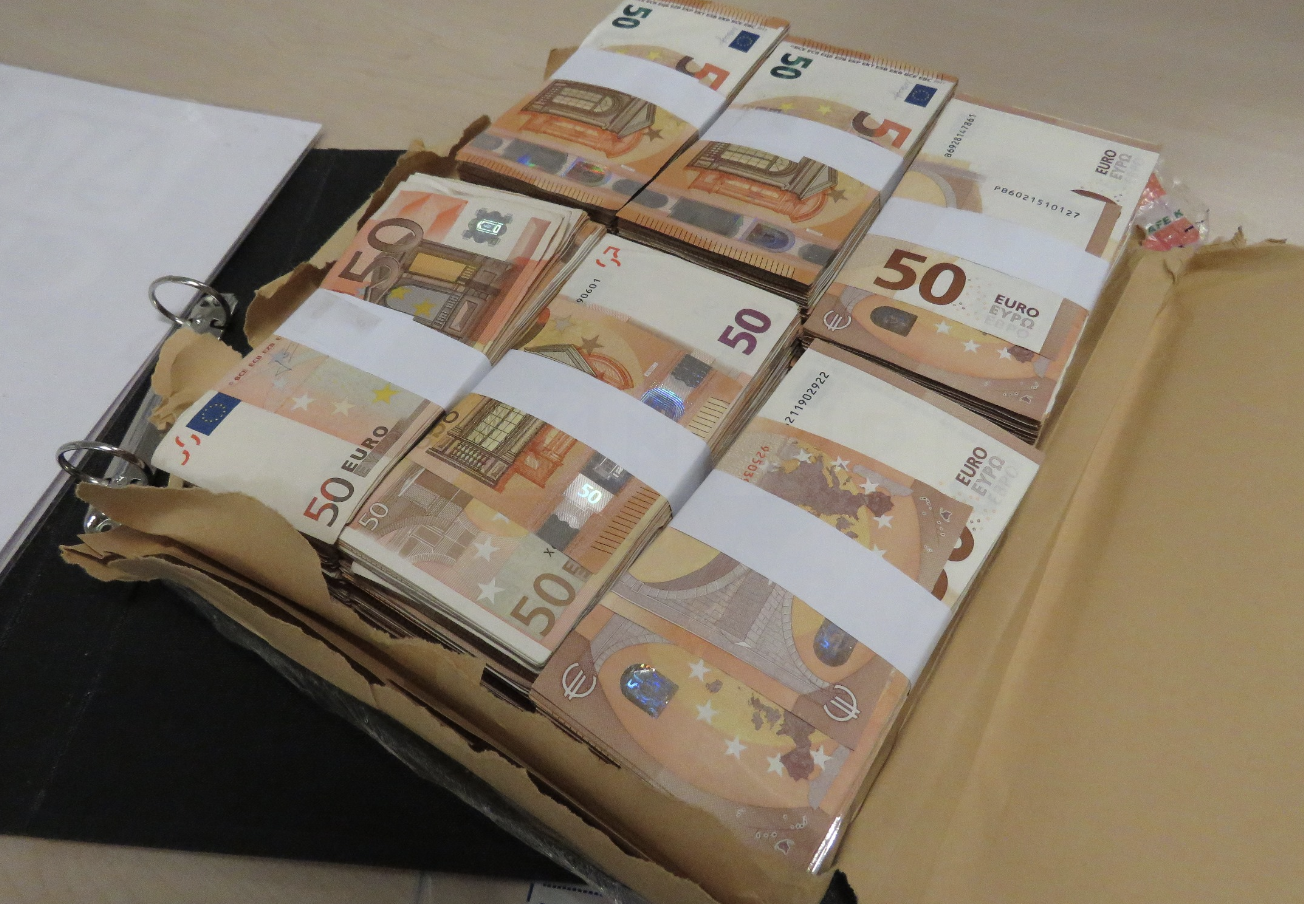 Former Dublin Airport Officer Extradited to Northern Ireland for Money Laundering Sentence
