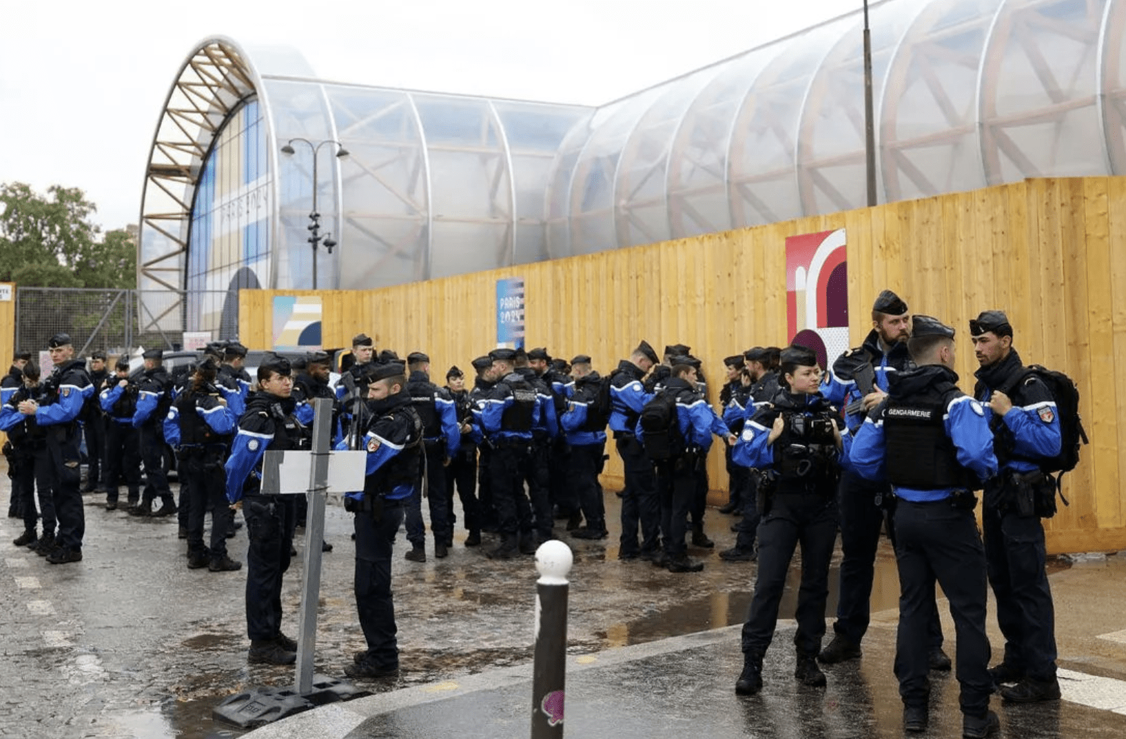 Paris Bomb Alert Near Olympics Venue: Area Locked Down After ‘Suspicious Object’ Found
