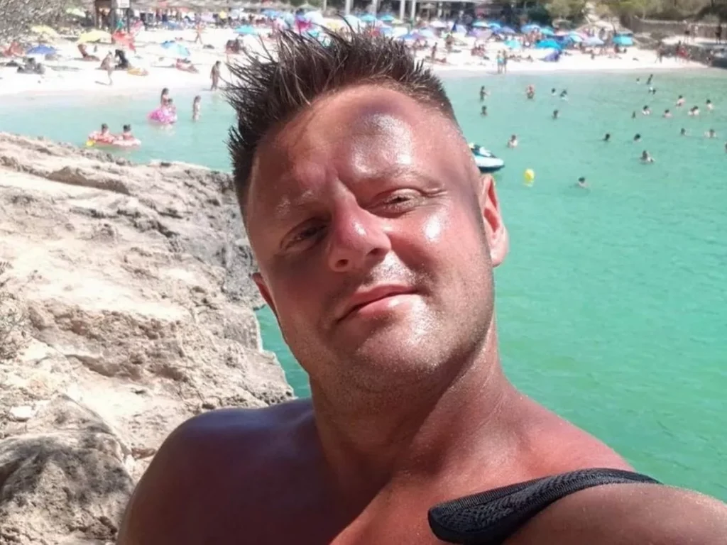YouTuber Curtis Arnold Sparks Drama Flying Drone Over Castle After Ignoring No-Fly Rules