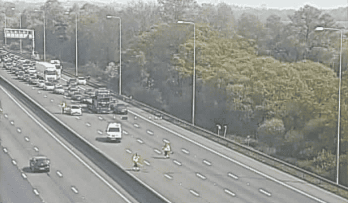 Crash Closes Lanes on M25 Near Upminster Causing Delays