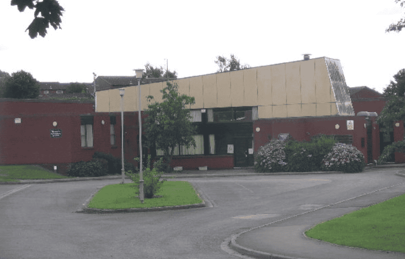 Tamworth Schools Locked Down as Armed Police Arrest Man ‘Roaming Streets with Machete’