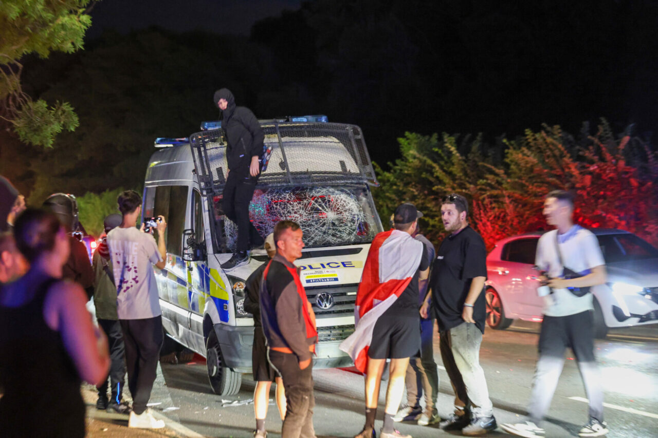 Seven men appear in court over violent disorder during protests at Epping asylum hotel – UKNIP