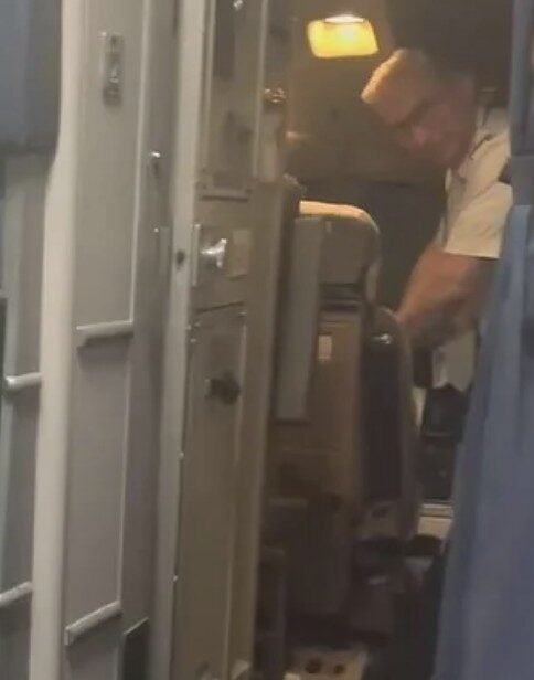 Delta Air Lines Pilot Arrested by Federal Agents After Landing at San Francisco Airport