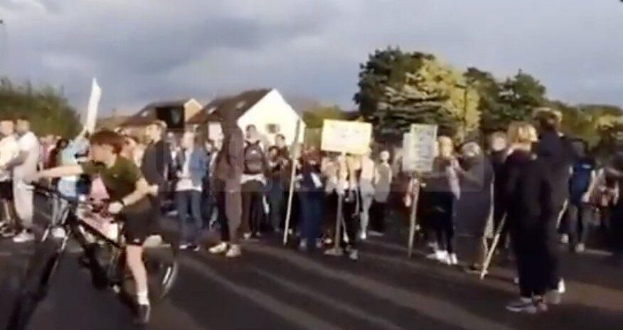 Five Arrested as Anti-Asylum Protests Erupt Outside West London Hotels