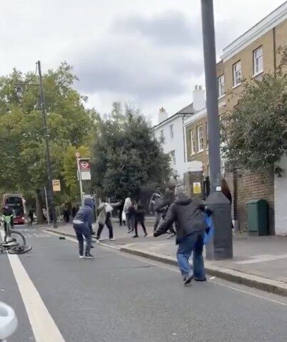 Knife Fight in Brixton Leaves Teen Boys Injured – UKNIP