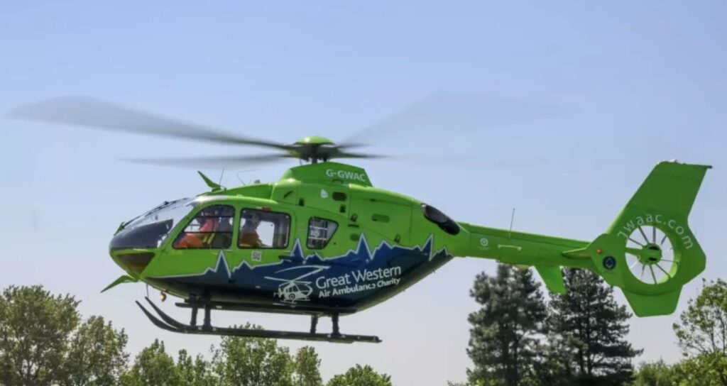 Elderly Man in Life-Threatening State After Van Crash Outside Bristol Shop – UKNIP