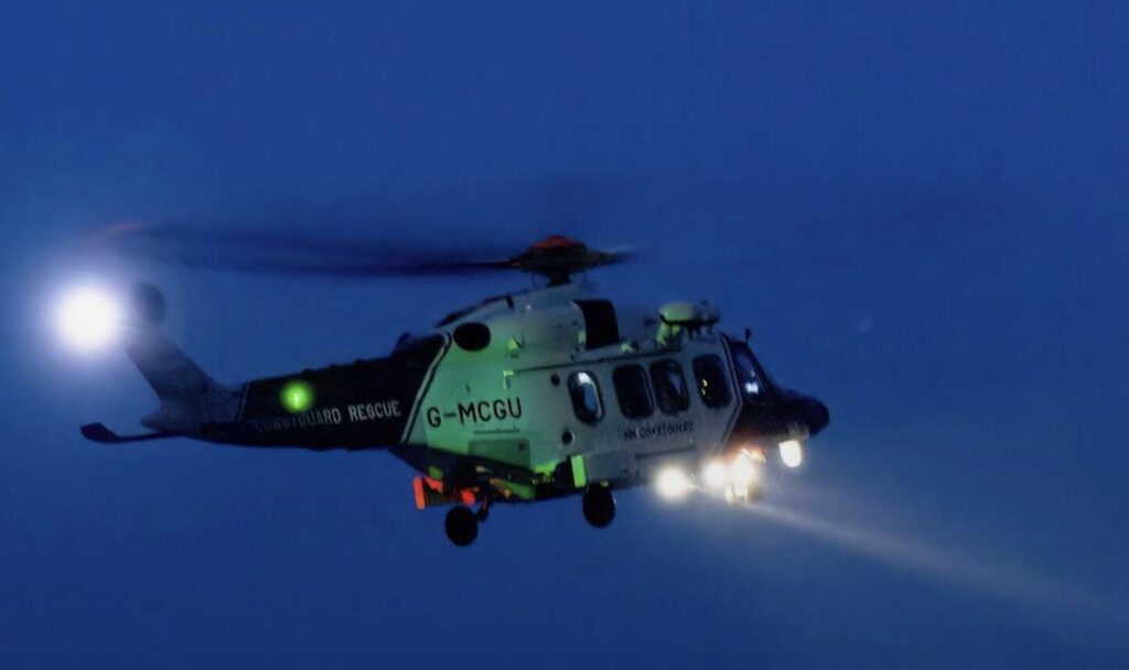 Eastbourne Lifeboats Race to Rescue Injured Cliffs Casualty ? UKNIP
