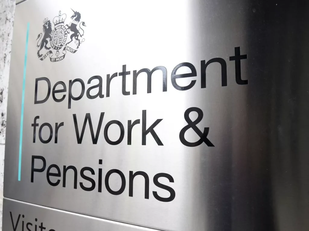 State Pension Set for 4.7% Boost Under Triple Lock – UKNIP