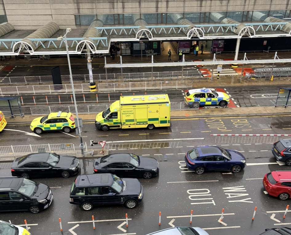 Armed Police Swarm Heathrow After Pepper Spray Chaos – Major Travel Disruption Hits Terminal 3
