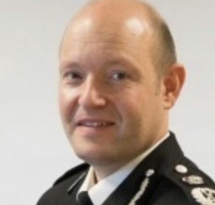 M25 Chaos: Vehicle Fire Halts Traffic Between J5 and J6