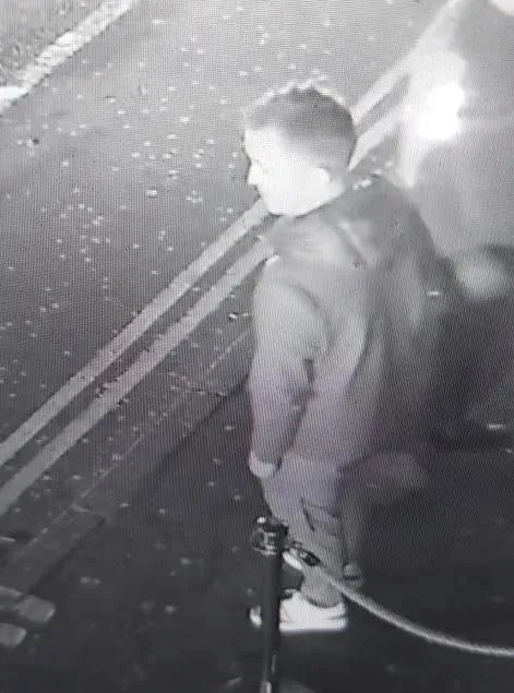Sheffield Police Hunt Man Over Sexual Assault at City Centre Pub