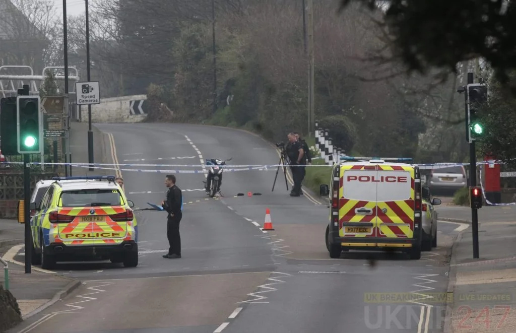 Dominoâ€™s Rider Airlifted to Trauma Centre After 3am Isle of Wight Crash â€“ Police Seek Witnesses