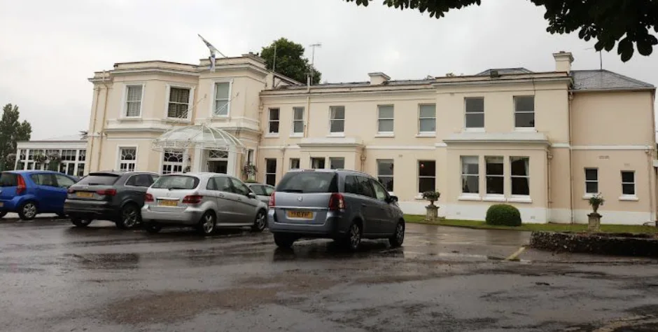 Mary Berryâ€™s Henley Home Gripped by Murder Probe as Local Club Shuts Down