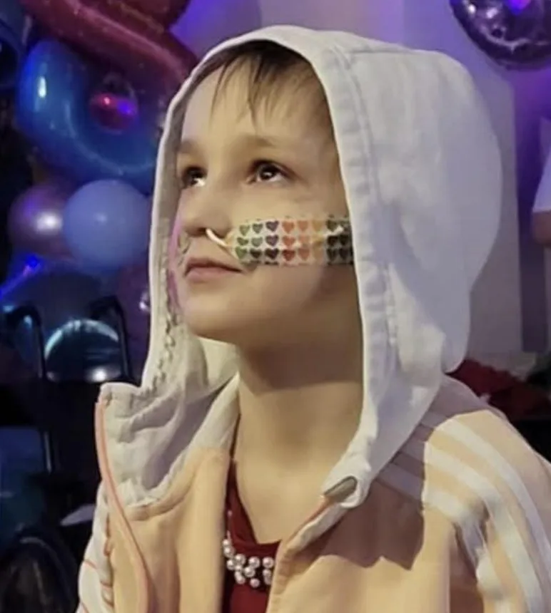 Tragic End to Ameliaâ€™s Brave Battle: UK Girl Who Sparked Global Card Campaign Dies Aged 8
