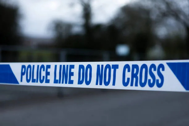 Dagenham Knife Attack: Man in 40s Stabbed on Becontree Avenue, Police Hunt Attacker