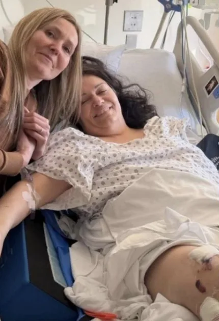 Flight Attendant Survives Air Canada Crash at LaGuardia After Being Ejected 320ftâ€”Fights for Life with Broken Legs and Spinal Injuries