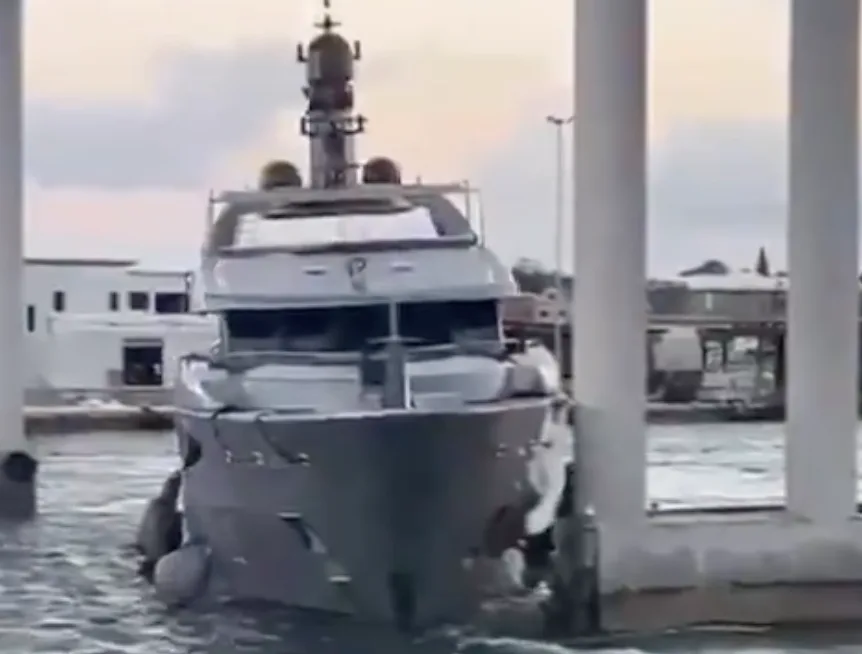 Â£17M Superyacht Vibrance Smashed on Nassau Bridge Just Hours After Handover