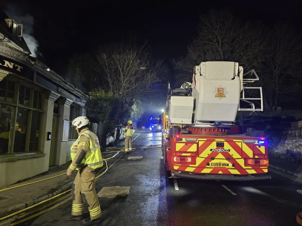 Firefighters Race to Blazing Decking Fire in Stanford-Le-Hope