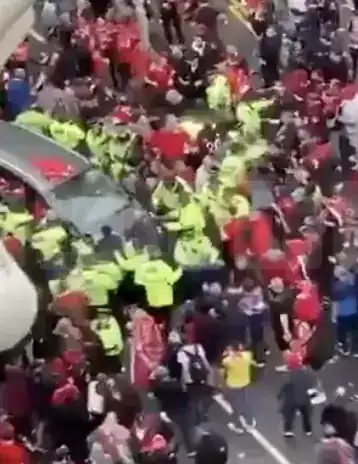 Man Arrested After Car Hits Pedestrians During Liverpool FC Title Parade